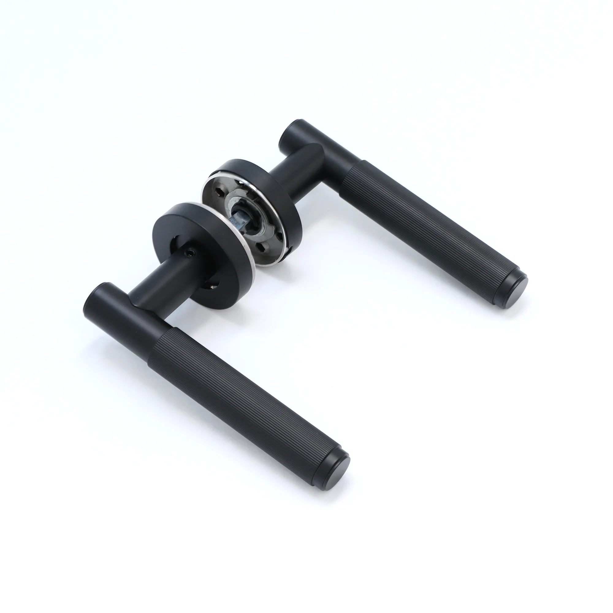 Fluted Lever on Round Rose Door Handle Set - Matt Black - Image 4