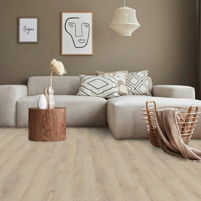 Norfolk Oak Beige - Robusto Villa 12mm Laminate Flooring